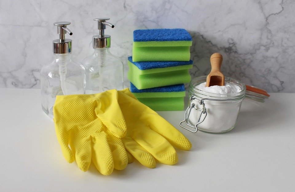 Sparkle and Shine: Your Ultimate Guide to Deep Cleaning Every Room Sparkle and Shine: Your Ultimate Guide to Deep Cleaning Every Room