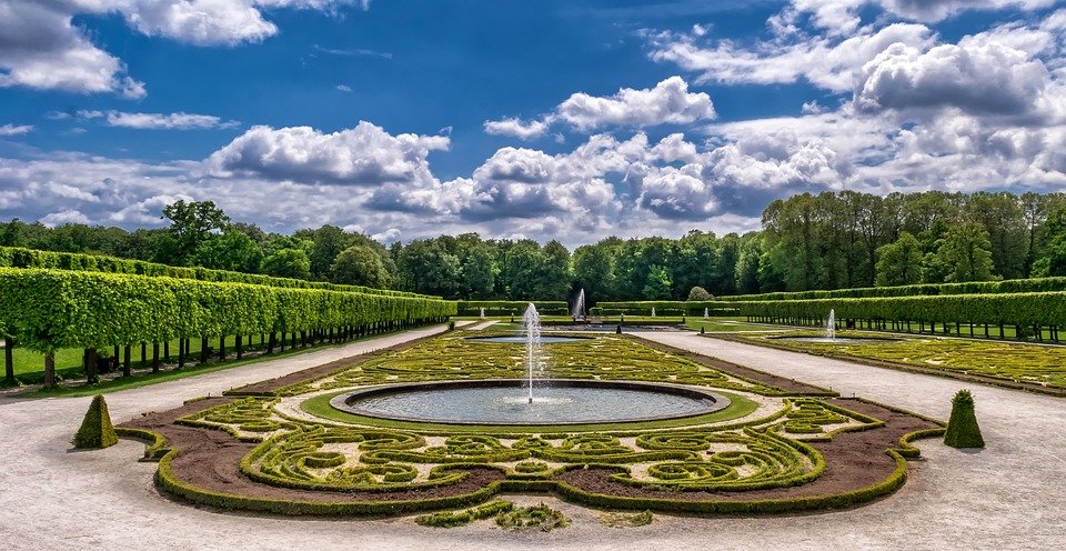 Transform Your Outdoor Space: Essential Tips for Creating a Stunning Garden Design